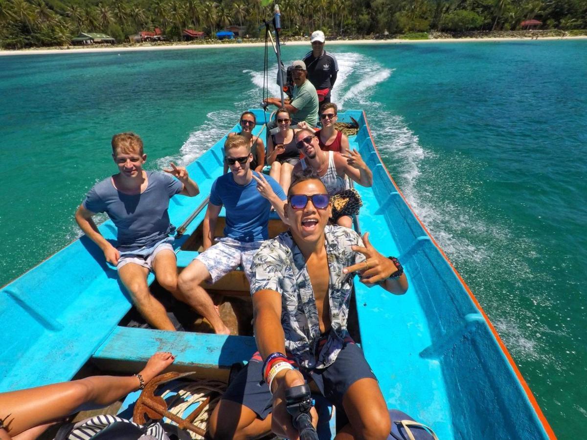 Baan Kai Hostel Baan Khai Eksteriør billede